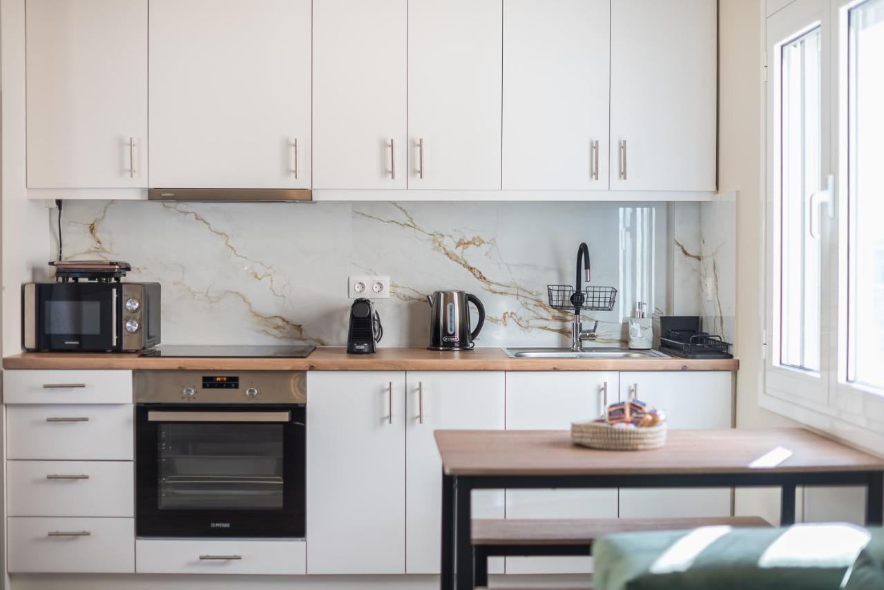 Attiki Metro Top Floor By Greece Apartment Atenas Exterior foto