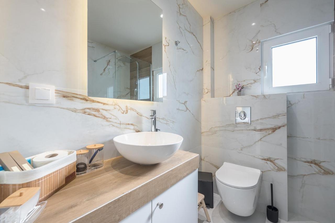 Attiki Metro Top Floor By Greece Apartment Atenas Exterior foto